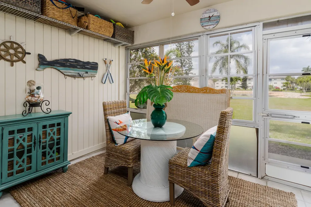 1014 Manatee Naples FL 34114