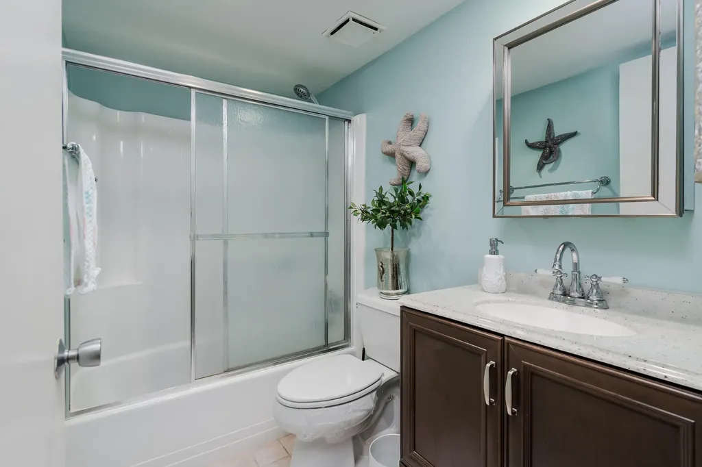 1014 Manatee Naples FL 34114