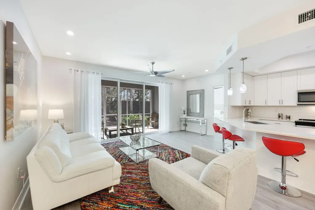 262 Indies Drive E Naples FL 34114