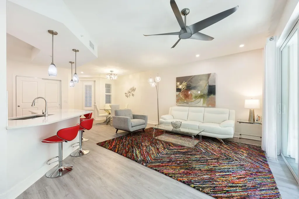 262 Indies Drive E Naples FL 34114