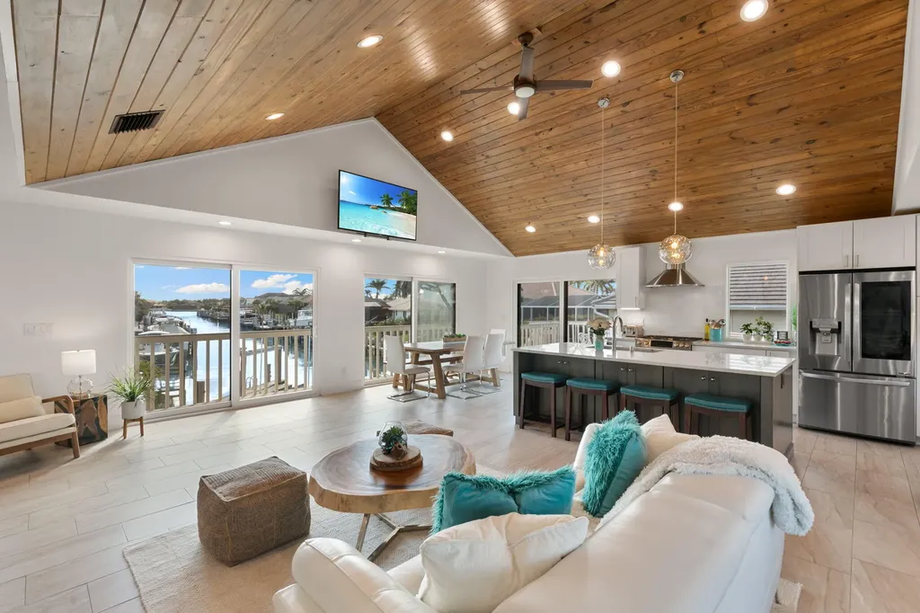 Marco Island FL, 651 Partridge Court