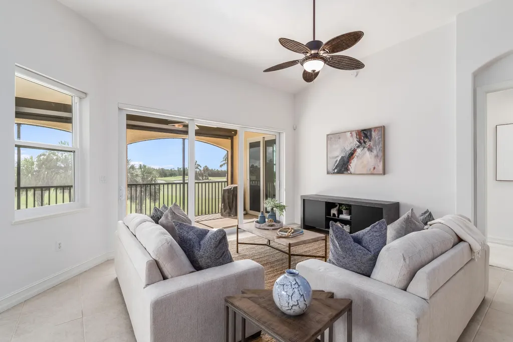 1272 Rialto Way Naples FL 34114