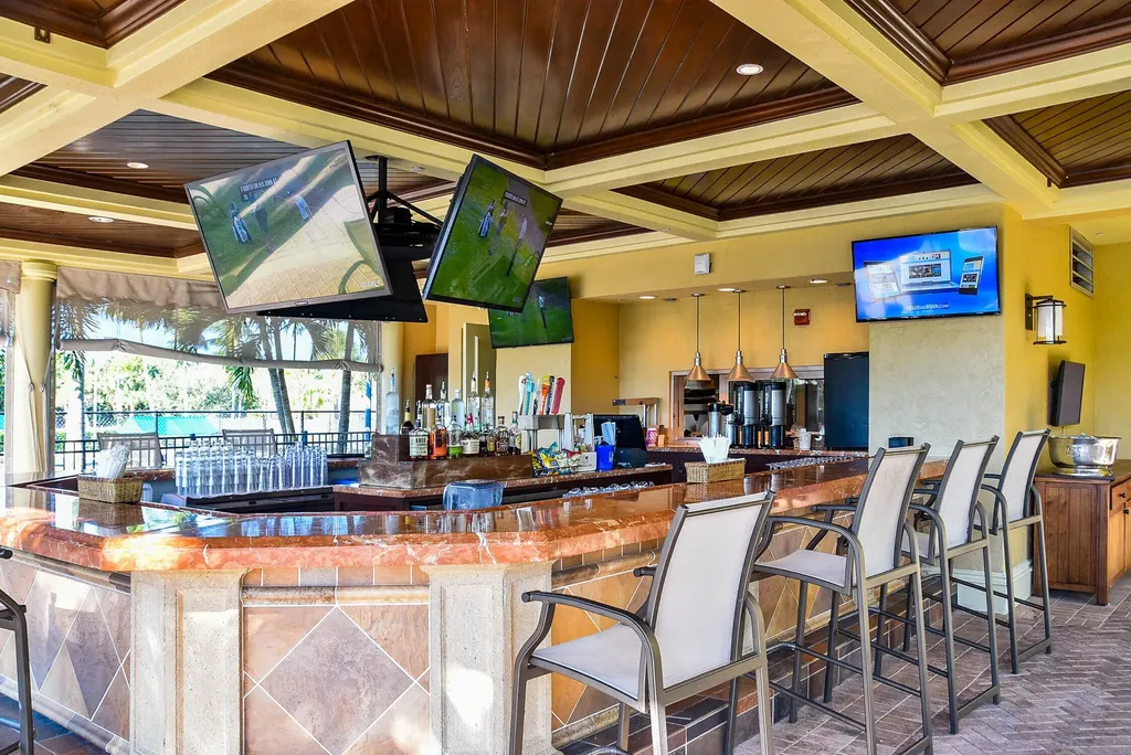 1272 Rialto Way Naples FL 34114