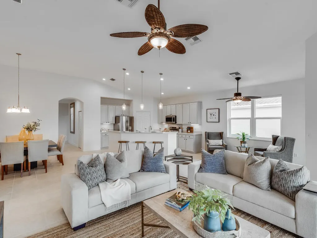 1272 Rialto Way Naples FL 34114