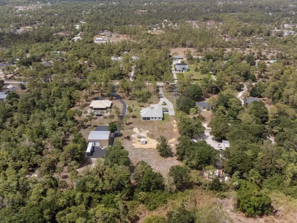 2538 4th Avenue NE Naples FL 34120