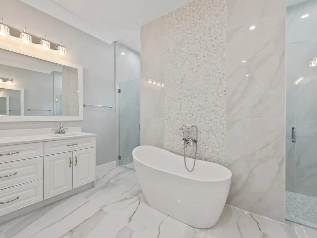 2538 4th Avenue NE Naples FL 34120