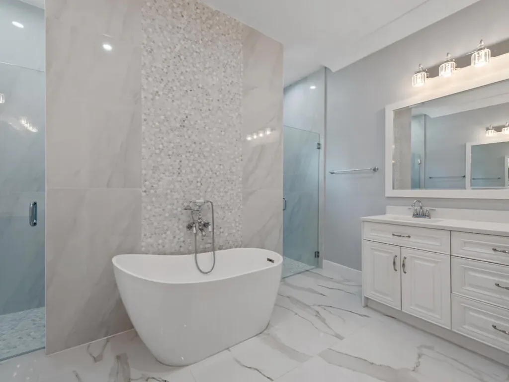 2538 4th Avenue NE Naples FL 34120