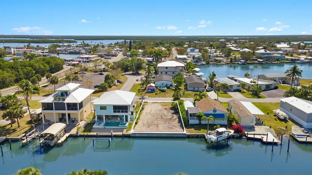 609 Sunset Drive Goodland FL 34140