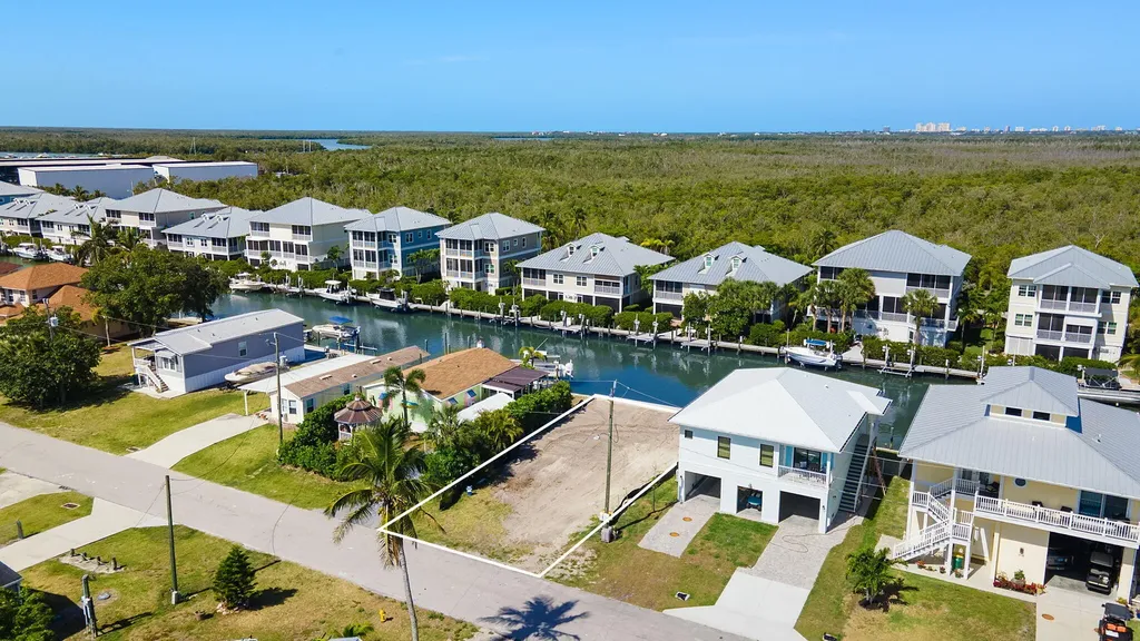 609 Sunset Drive Goodland FL 34140