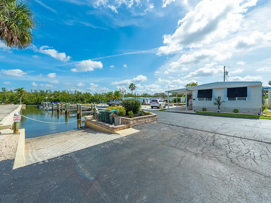 777 Walkerbilt Road Naples FL 34110