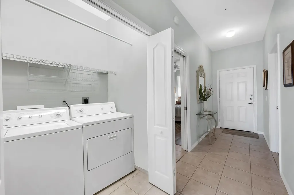 3800 Sawgrass Way Naples FL 34112