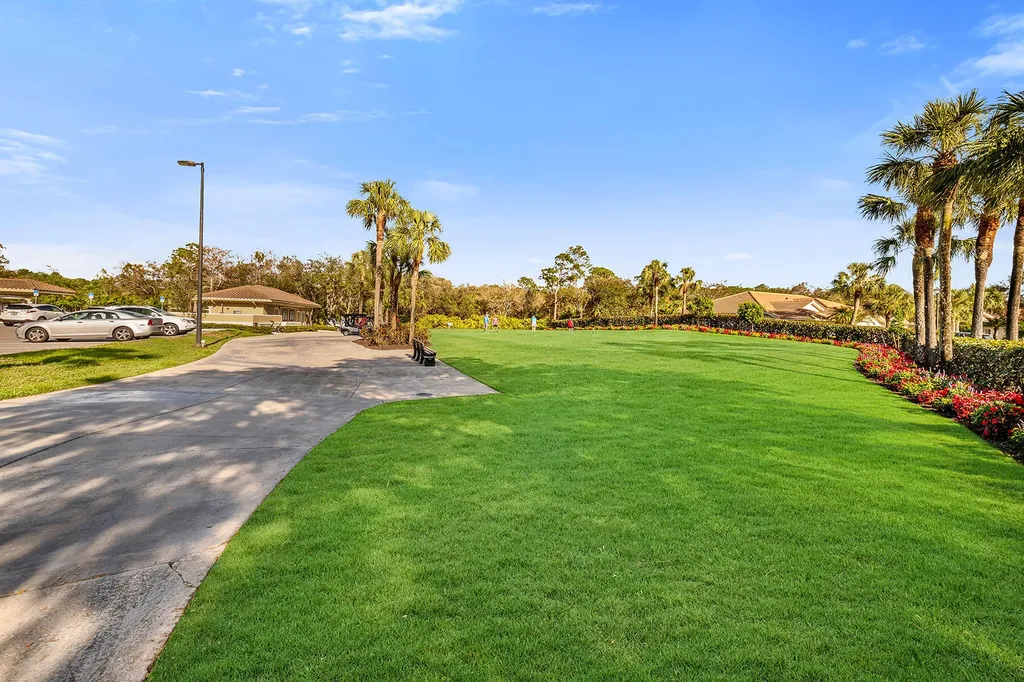 3800 Sawgrass Way Naples FL 34112