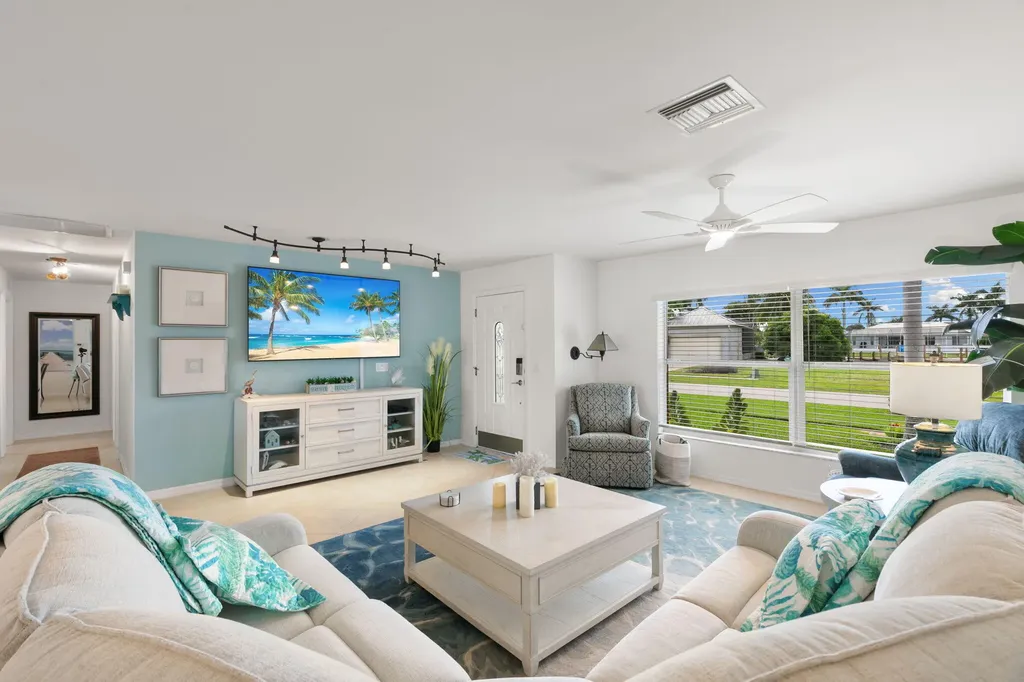 121 S Bahama Avenue Marco Island FL 34145