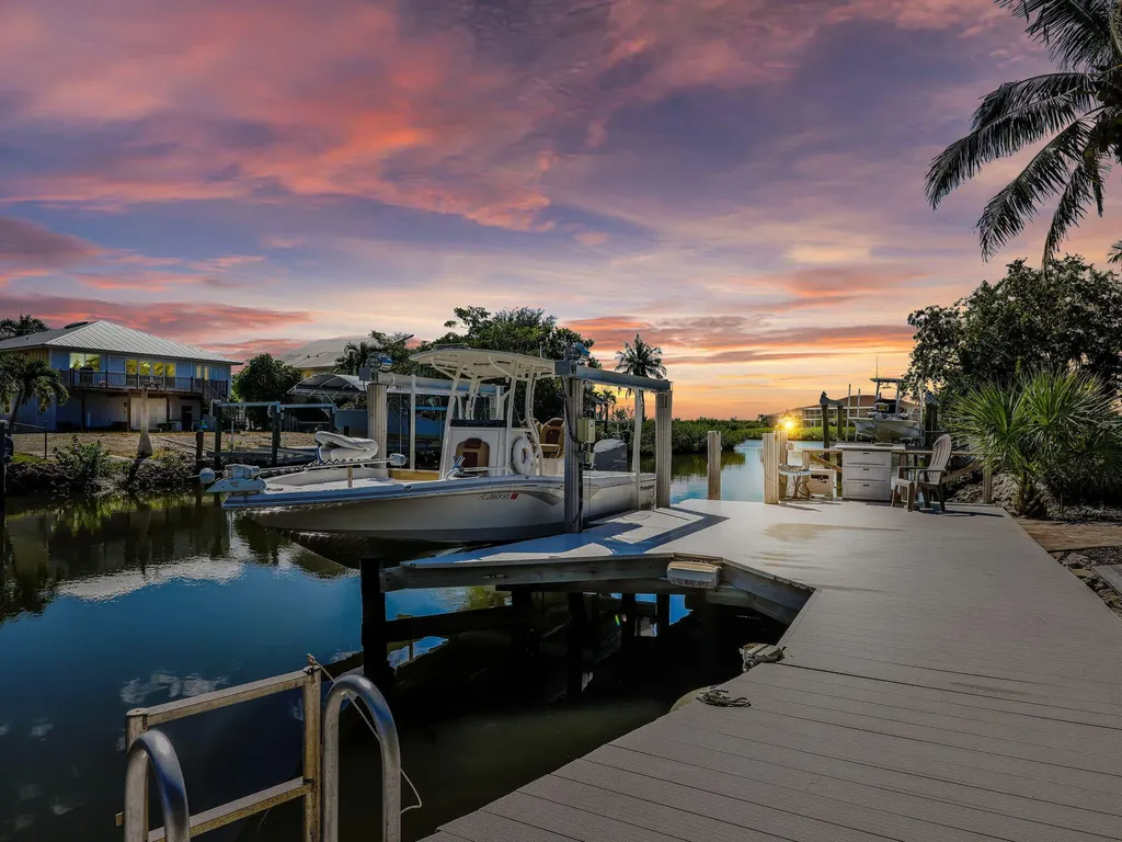 405 Grenada Avenue Naples FL 34113