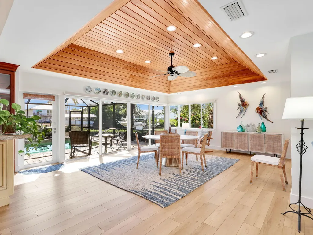 405 Grenada Avenue Naples FL 34113