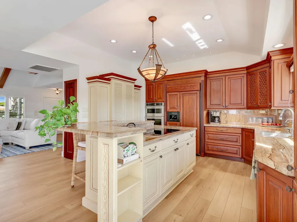 405 Grenada Avenue Naples FL 34113