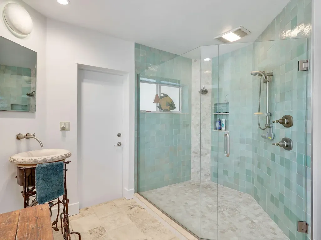 405 Grenada Avenue Naples FL 34113