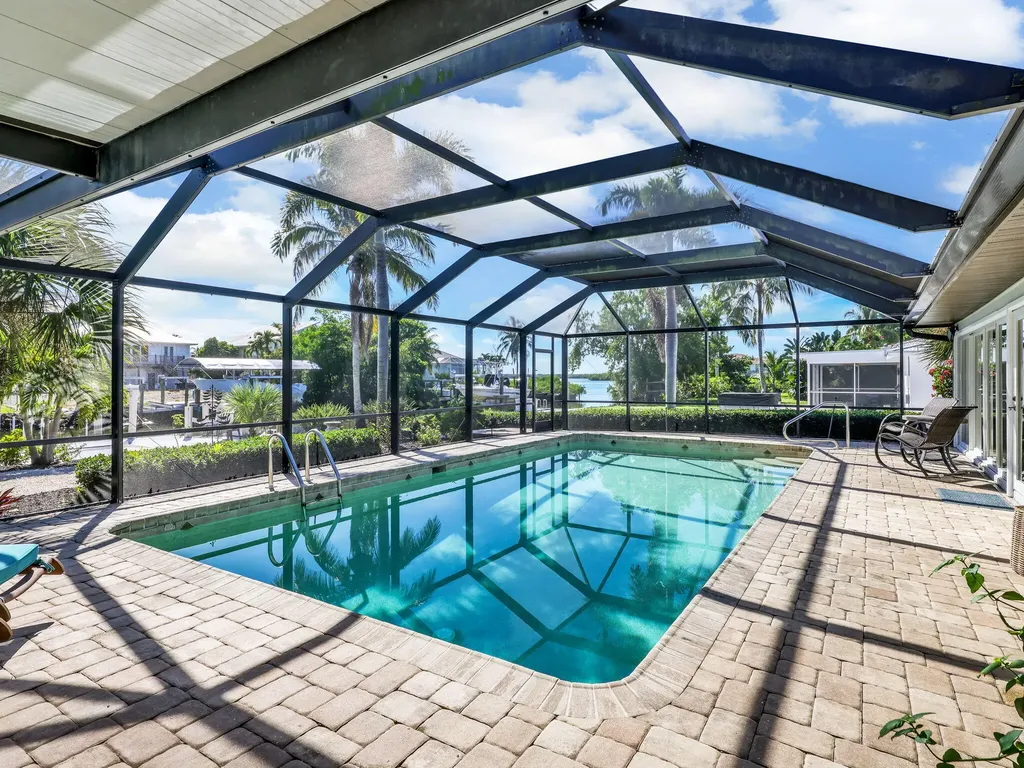 405 Grenada Avenue Naples FL 34113