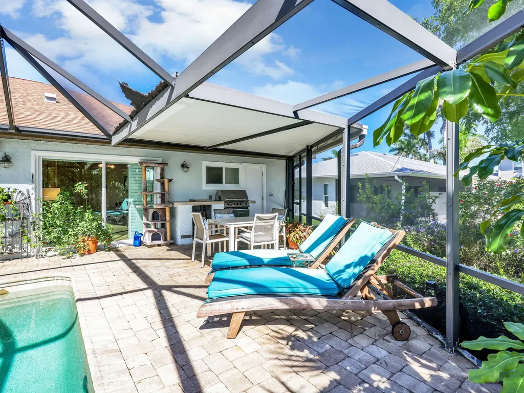 405 Grenada Avenue Naples FL 34113