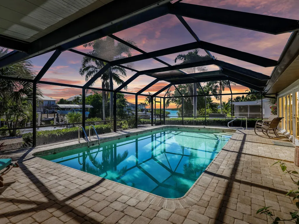 405 Grenada Avenue Naples FL 34113