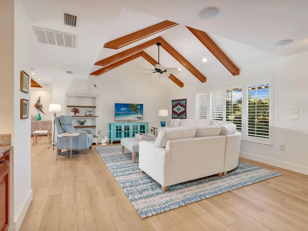 405 Grenada Avenue Naples FL 34113