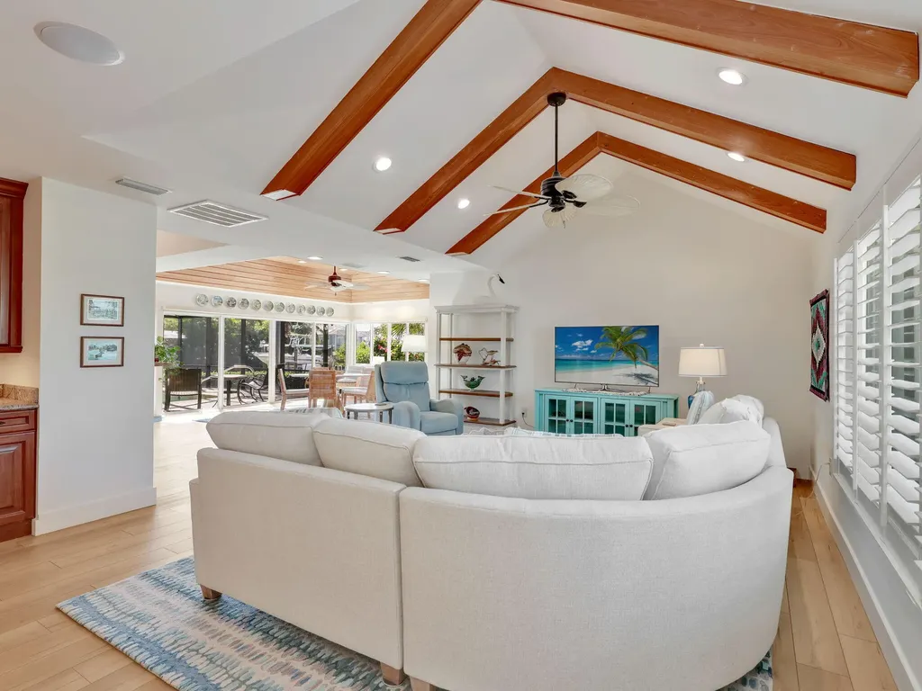 405 Grenada Avenue Naples FL 34113