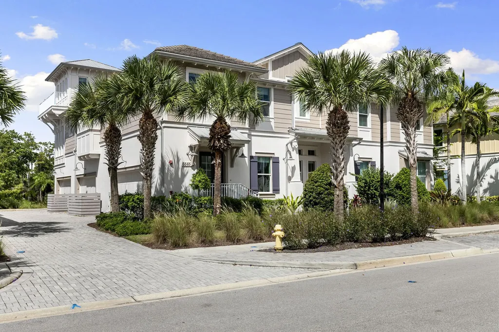 6565 Dominica Drive Naples FL 34113