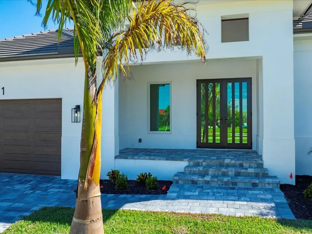 131 Bald Eagle Drive Marco Island FL 34145