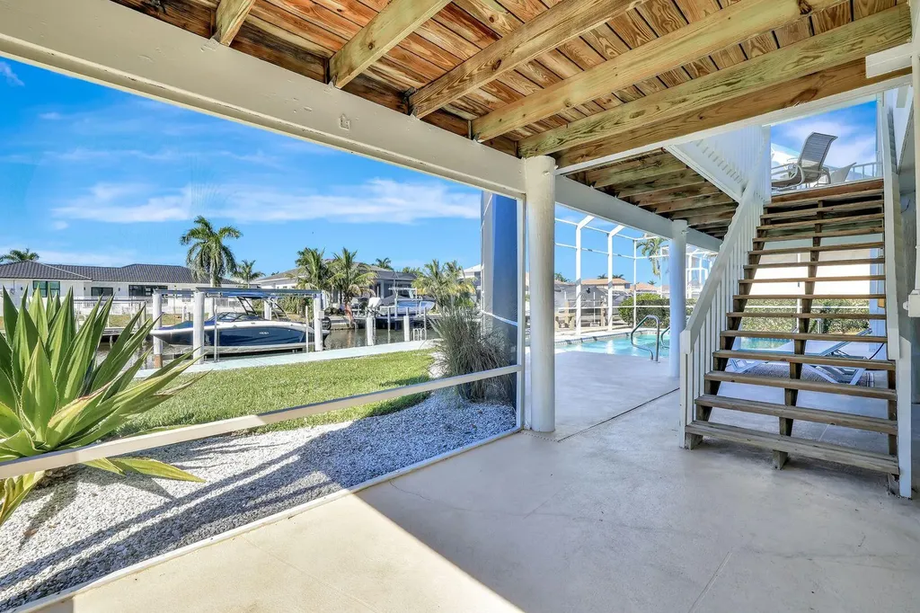 390 Waterleaf Court Marco Island FL 34145