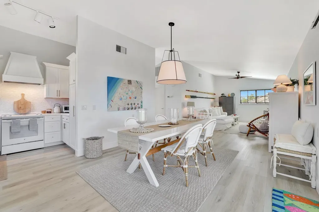 390 Waterleaf Court Marco Island FL 34145