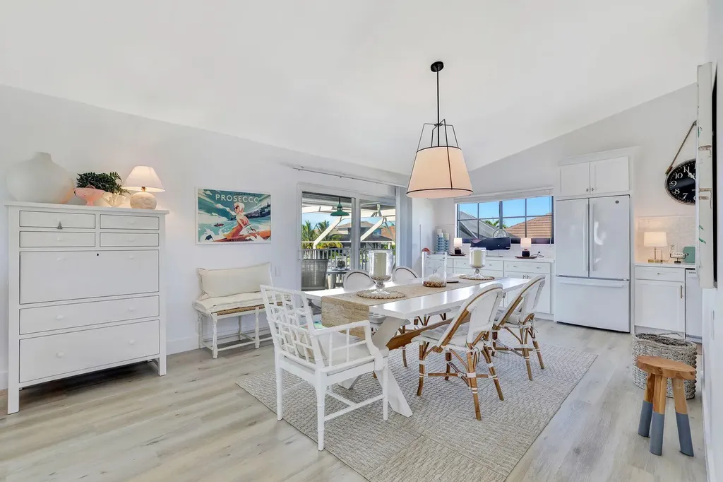 390 Waterleaf Court Marco Island FL 34145