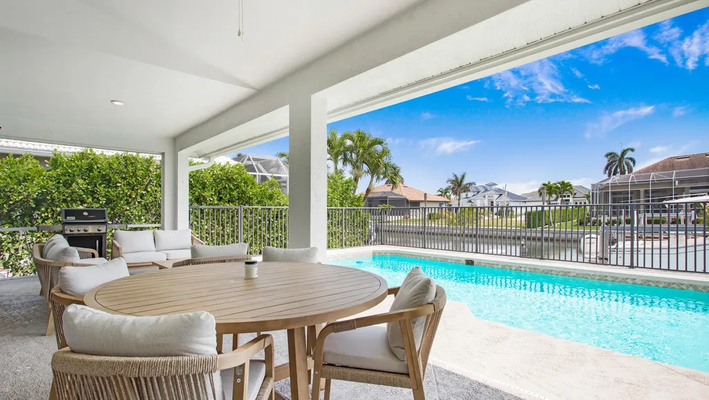 129 Leeward Court Marco Island FL 34145