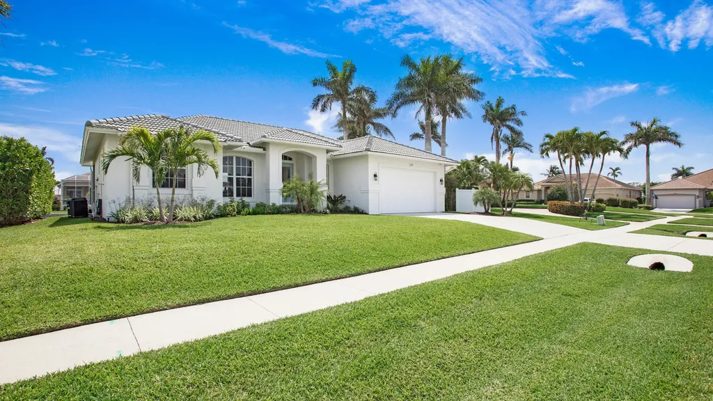 129 Leeward Court Marco Island FL 34145