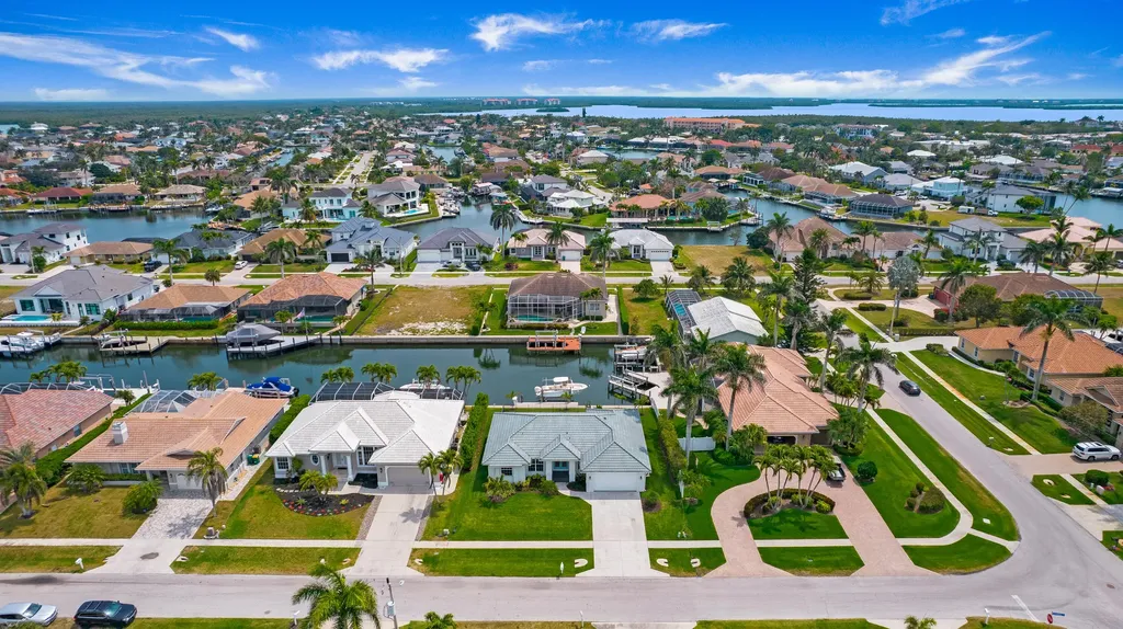 129 Leeward Court Marco Island FL 34145