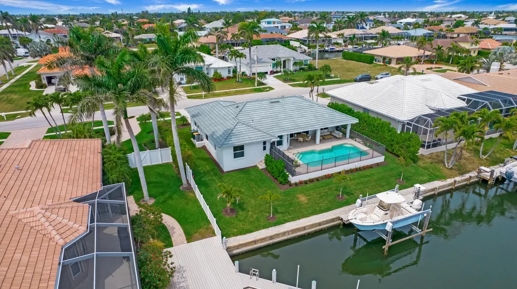 129 Leeward Court Marco Island FL 34145