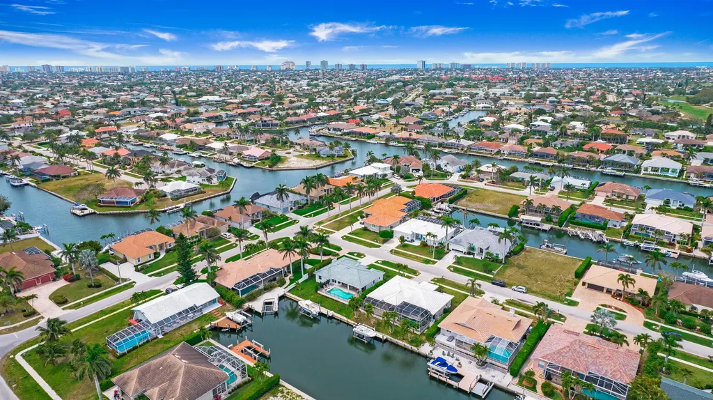 129 Leeward Court Marco Island FL 34145