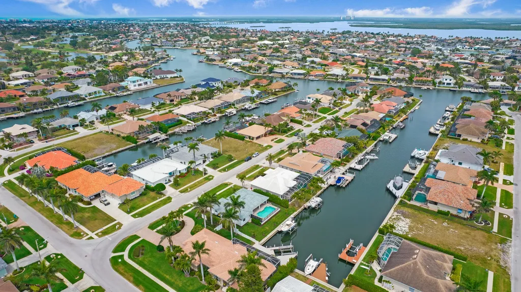 129 Leeward Court Marco Island FL 34145