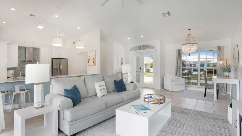 129 Leeward Court Marco Island FL 34145