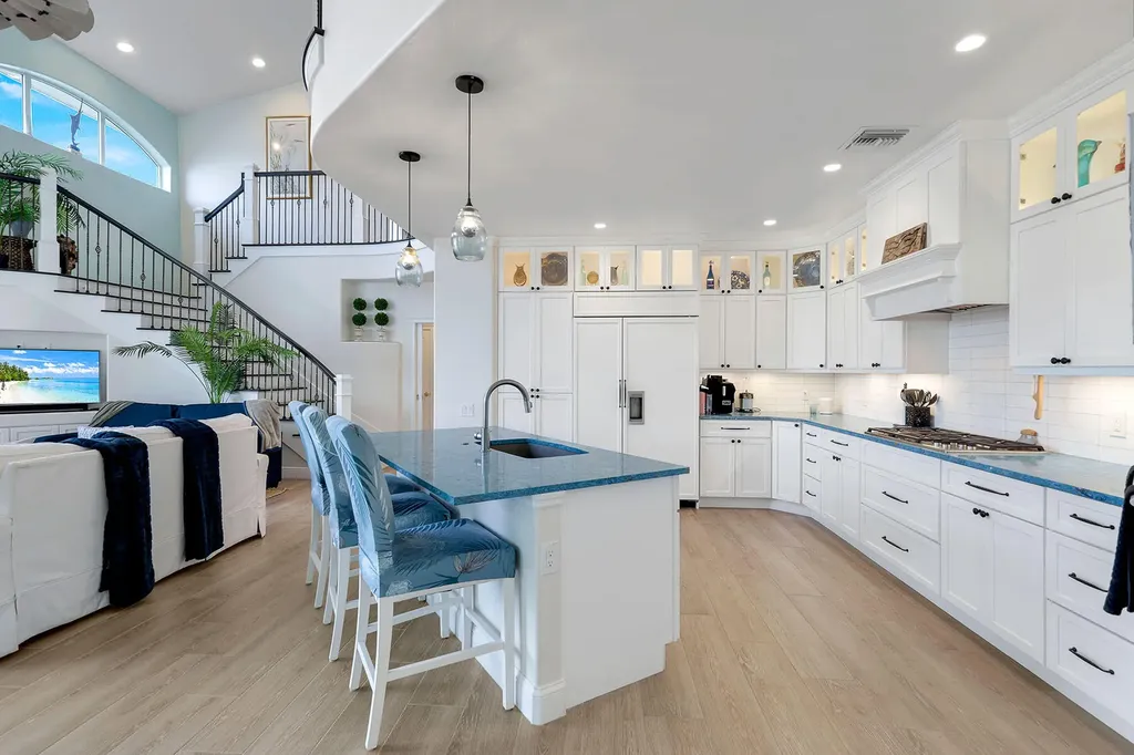 650 Rockport Court Marco Island FL 34145