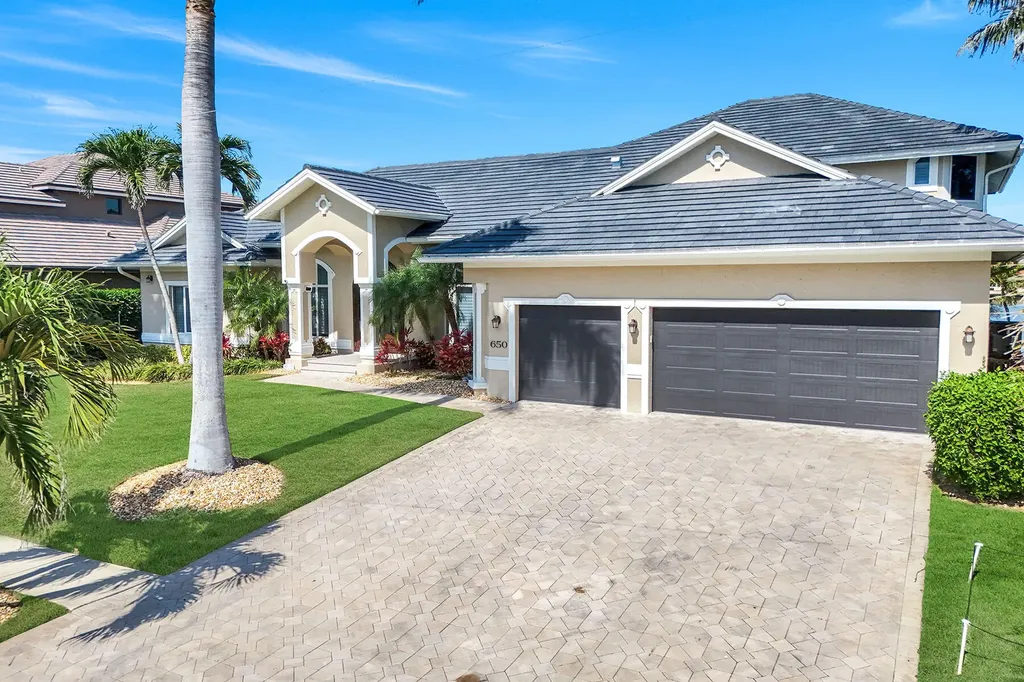 650 Rockport Court Marco Island FL 34145