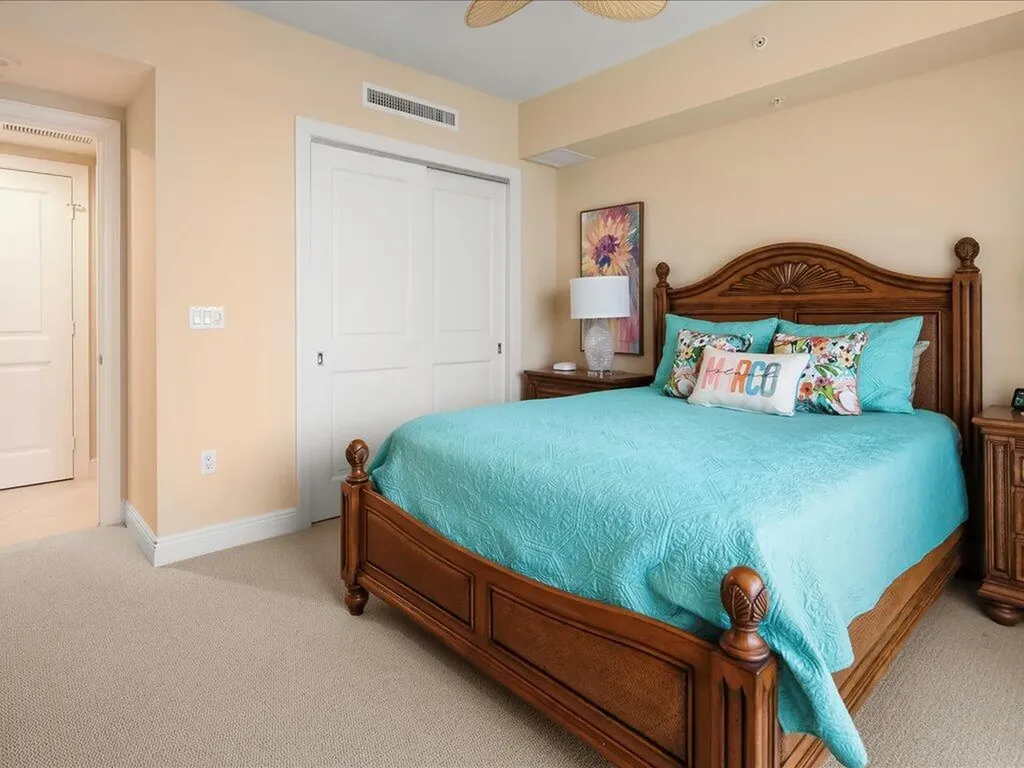 1050 Borghese Naples FL 34114