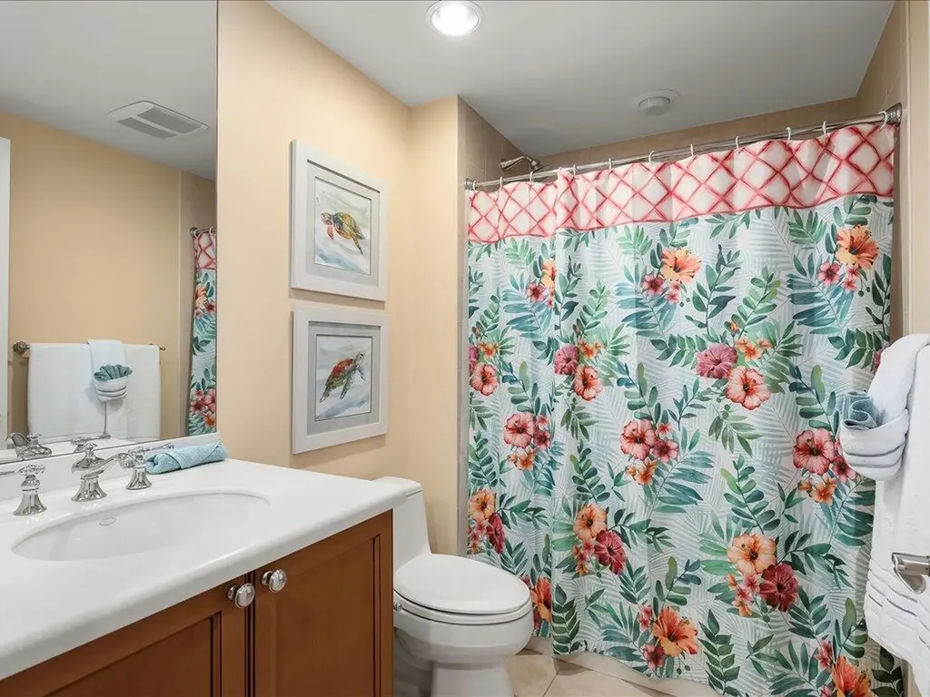 1050 Borghese Naples FL 34114