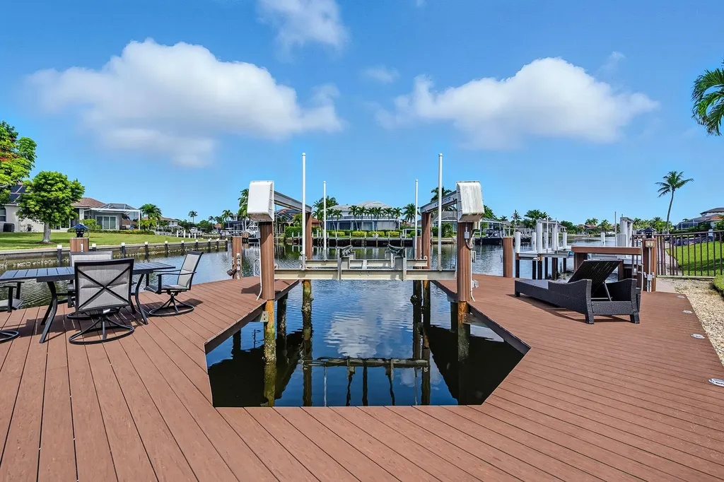 1850 Apataki Court Marco Island FL 34145