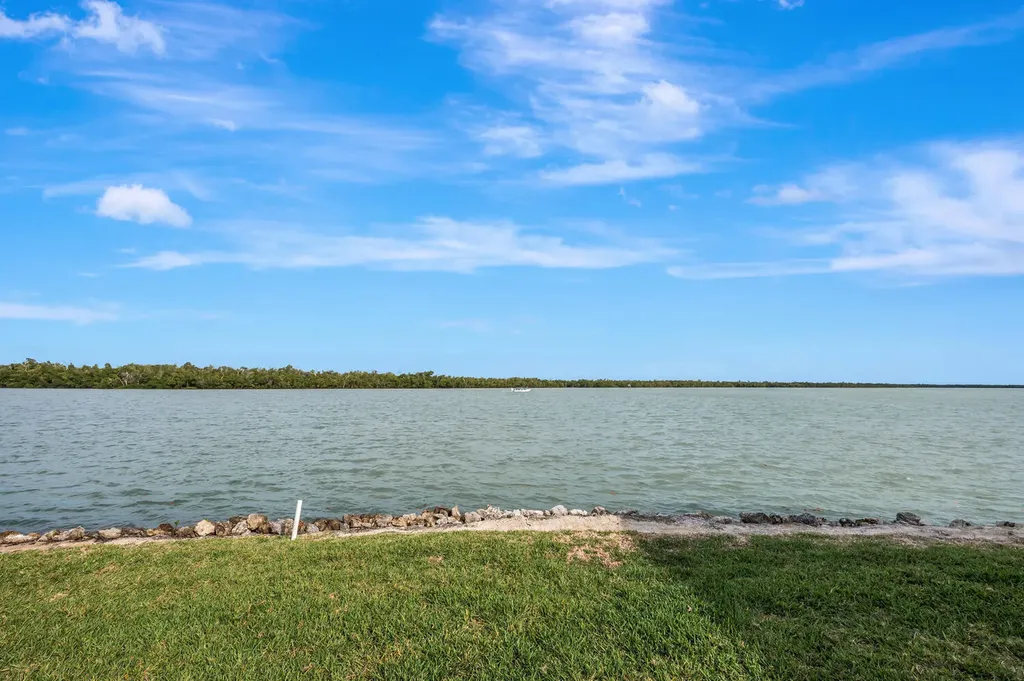 611 Palm Avenue Goodland FL 34140