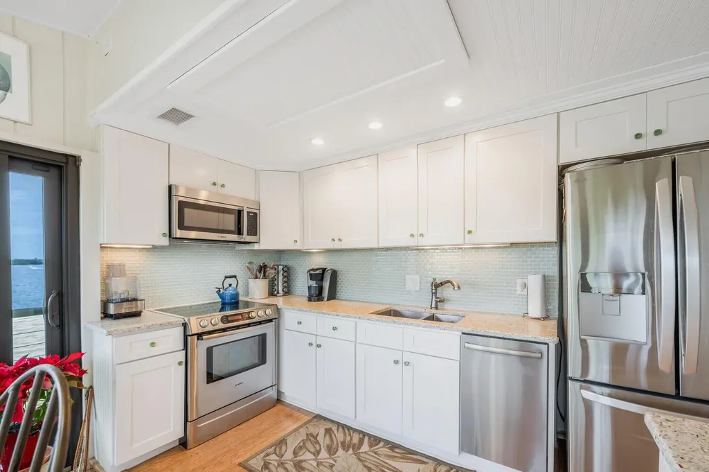 611 Palm Avenue Goodland FL 34140