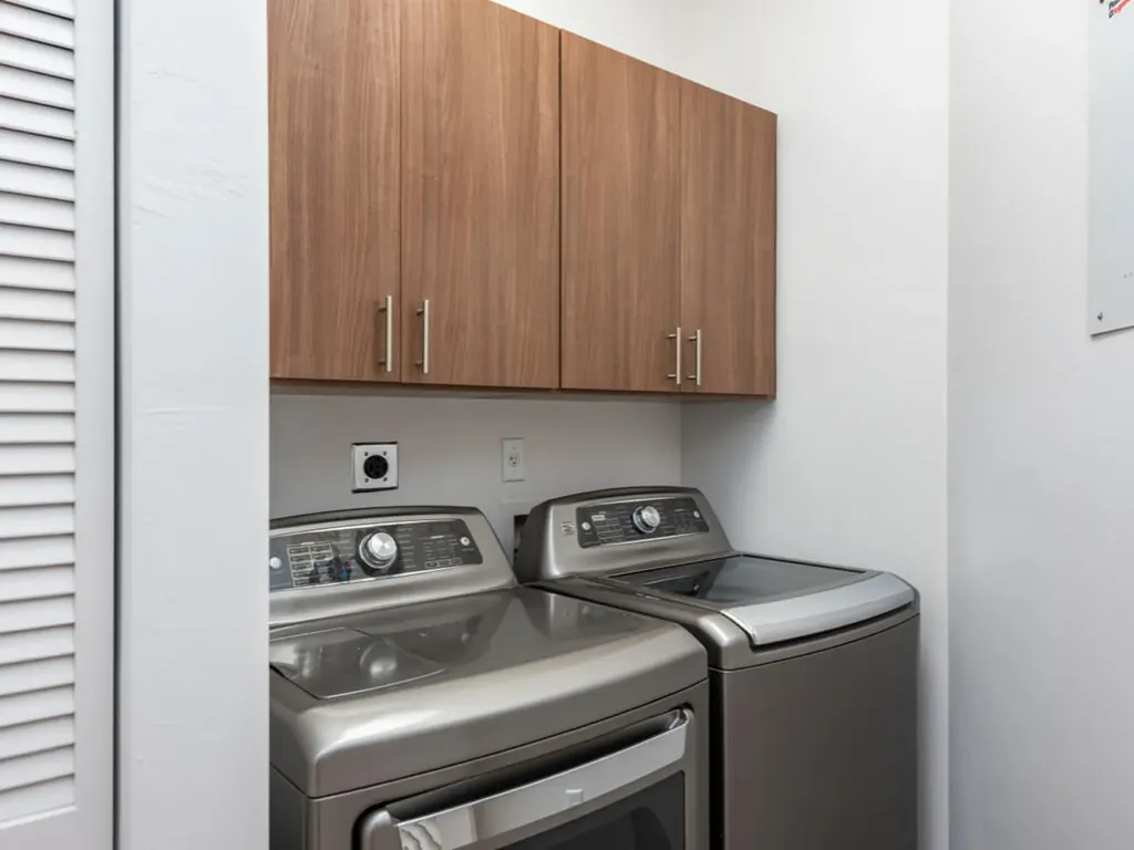 1264 Rialto Way Naples FL 34114