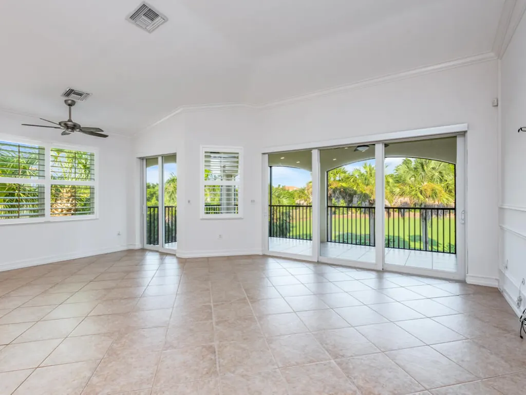 1264 Rialto Way Naples FL 34114