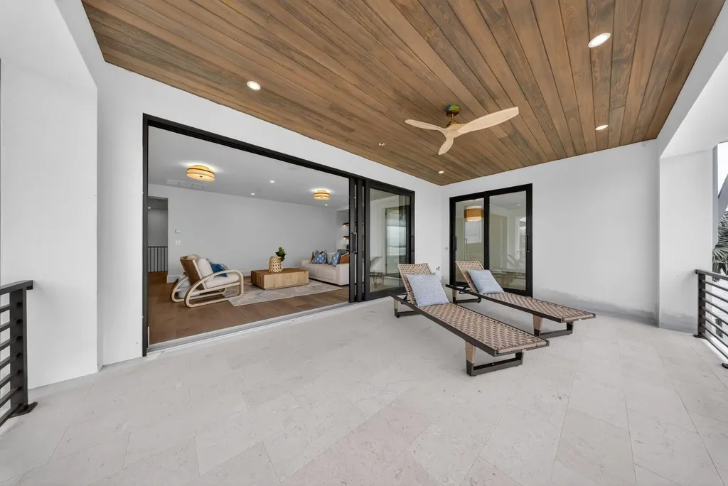 983 Sundrop Court Marco Island FL 34145