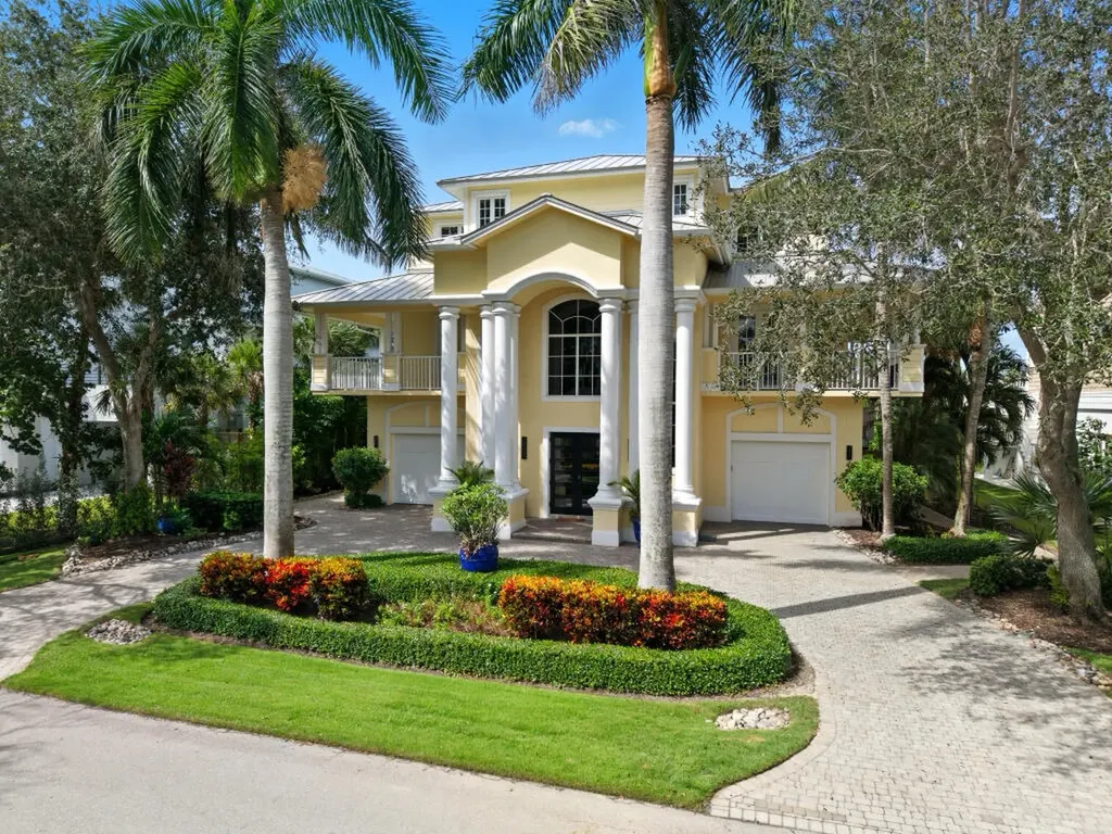 680 Waterside Drive Marco Island FL 34145