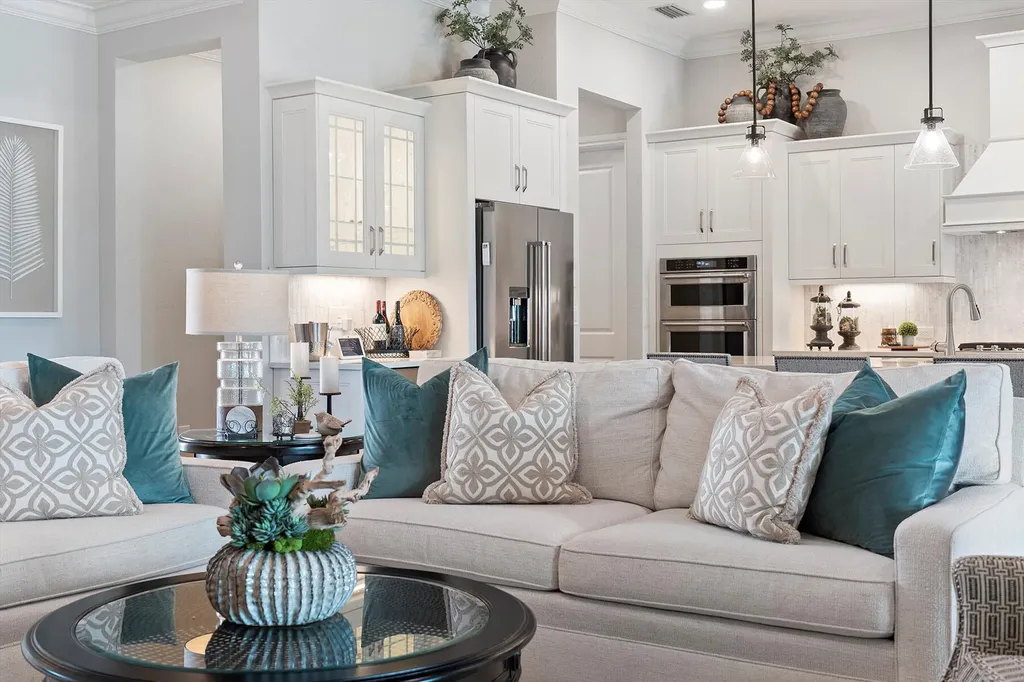 14394 Laguna Springs Lane Naples FL 34114